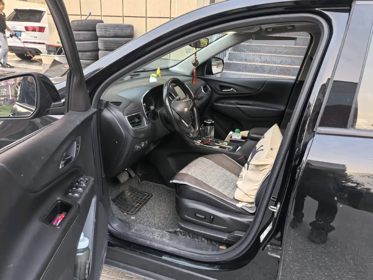2019 Chevrolet Equinox 1.5T 169HP L4 6AT,autocango,china used car exporter,china ev exporter,chinese used car exporter,chinese used ev exporter