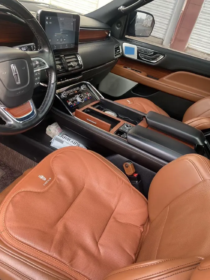 2018 Lincoln Navigator 3.5T 415HP V6 10AT,autocango,china used car exporter,china ev exporter,chinese used car exporter,chinese used ev exporter