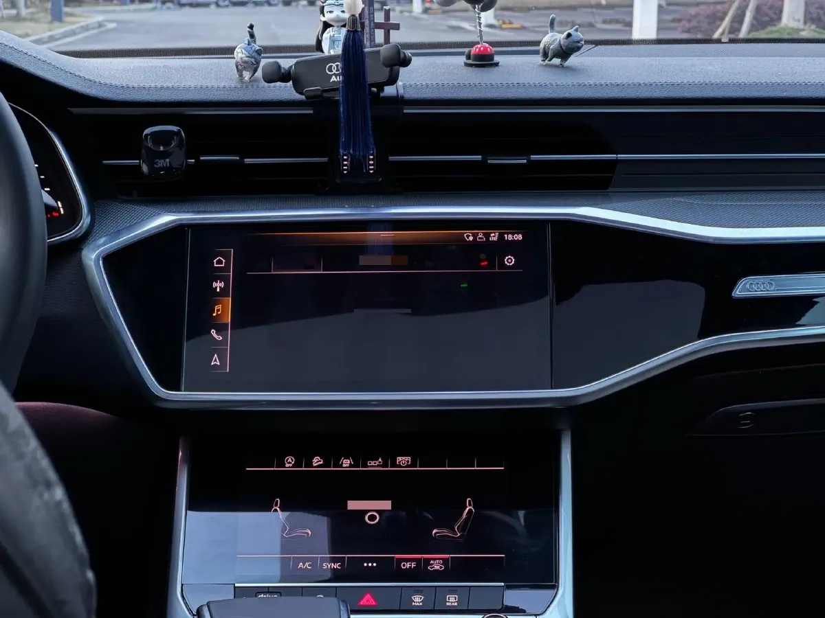 2020 Audi A6L 2.0T 224HP L4 7DCT,autocango,china used car exporter,china ev exporter,chinese used car exporter,chinese used ev exporter