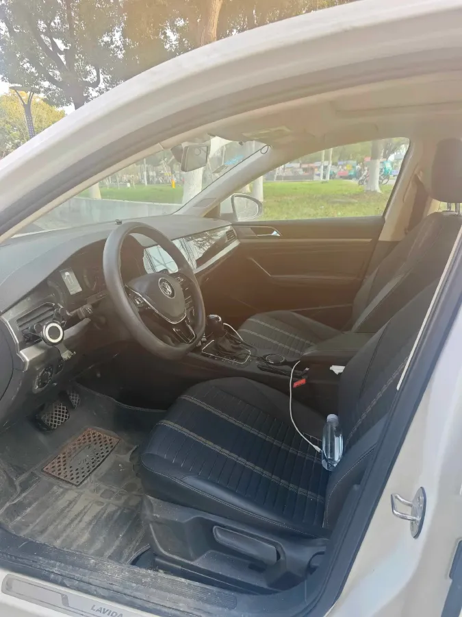 2018 Skoda Karoq 1.4T 150HP L4 7DCT,autocango,china used car exporter,china ev exporter,chinese used car exporter,chinese used ev exporter