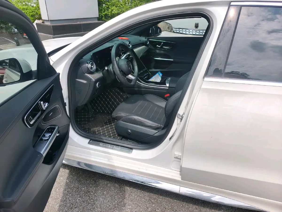 2024 Mercedes-Benz C Class 1.5T 204HP L4 9AT,autocango,china used car exporter,china ev exporter,chinese used car exporter,chinese used ev exporter