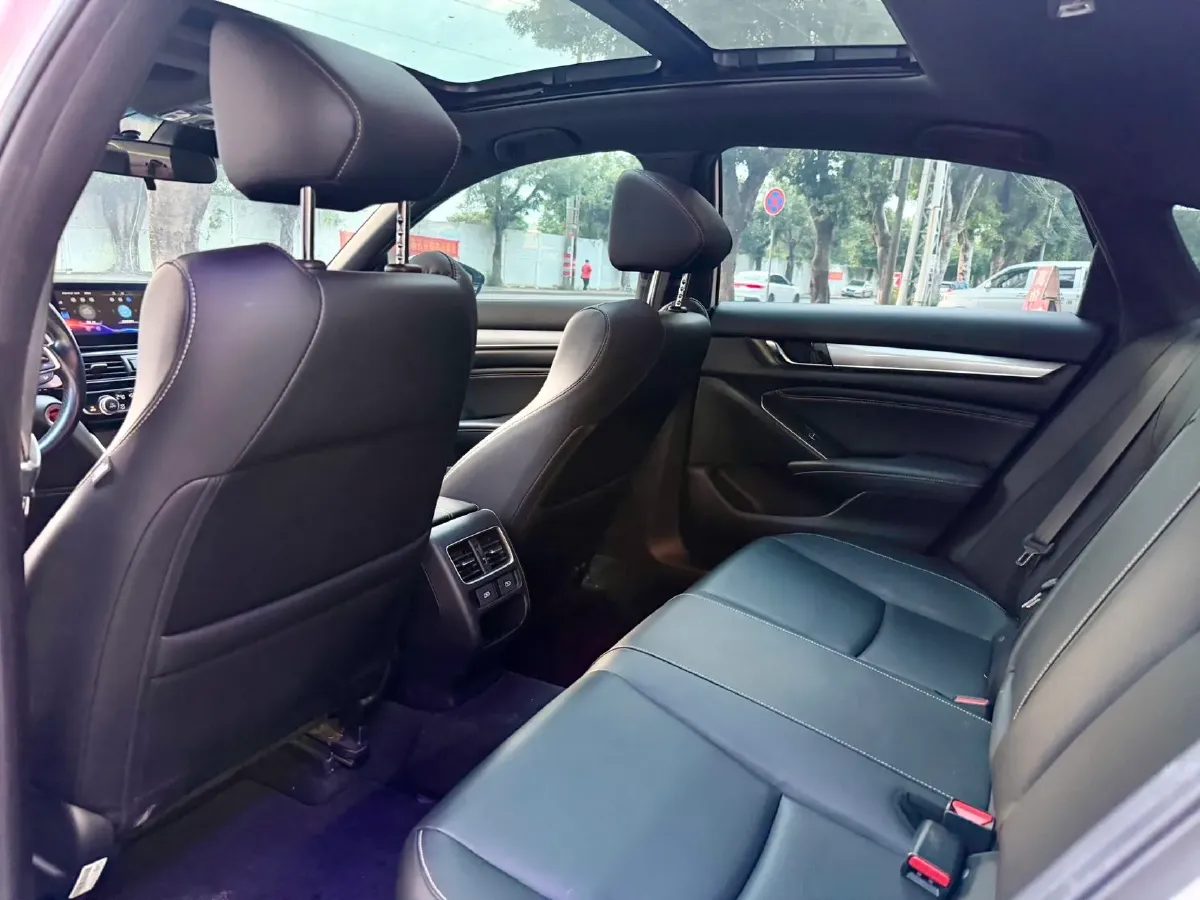 2022 Honda Inspire 1.5T 194HP L4 CVT,autocango,china used car exporter,china ev exporter,chinese used car exporter,chinese used ev exporter