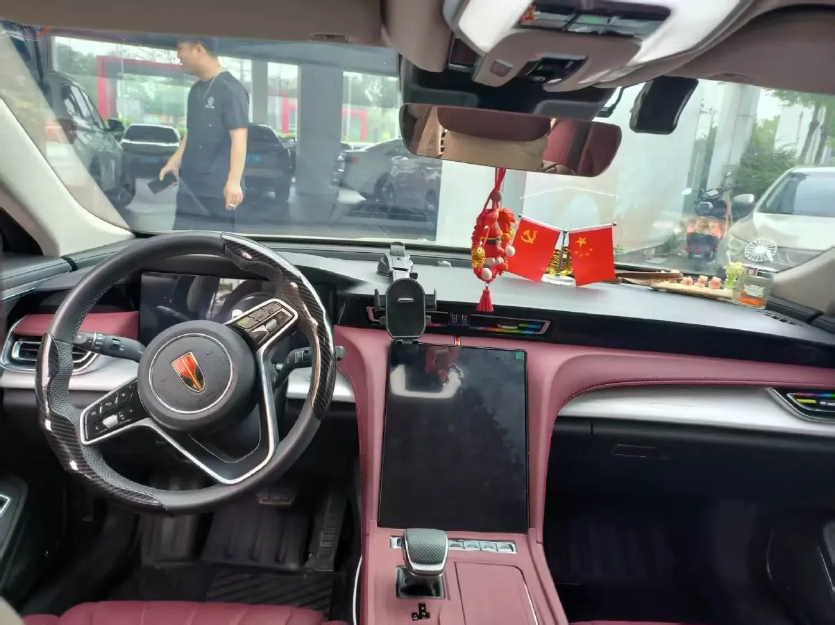 2025 HongQi H5 1.5T 169HP L4 7DCT,autocango,china used car exporter,china ev exporter,chinese used car exporter,chinese used ev exporter