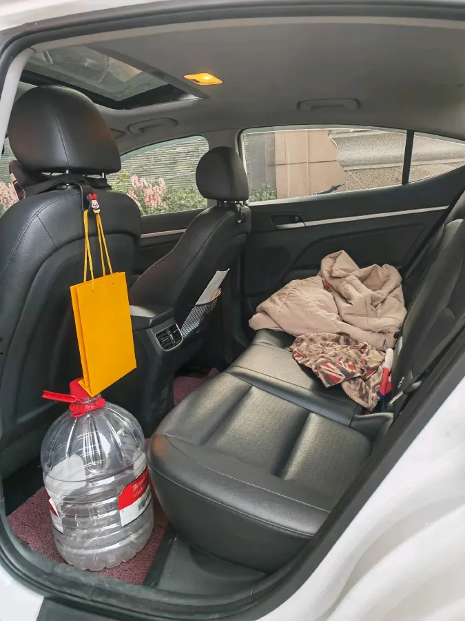 2020 Hyundai Elantra 1.5L 115HP L4 CVT,autocango,china used car exporter,china ev exporter,chinese used car exporter,chinese used ev exporter