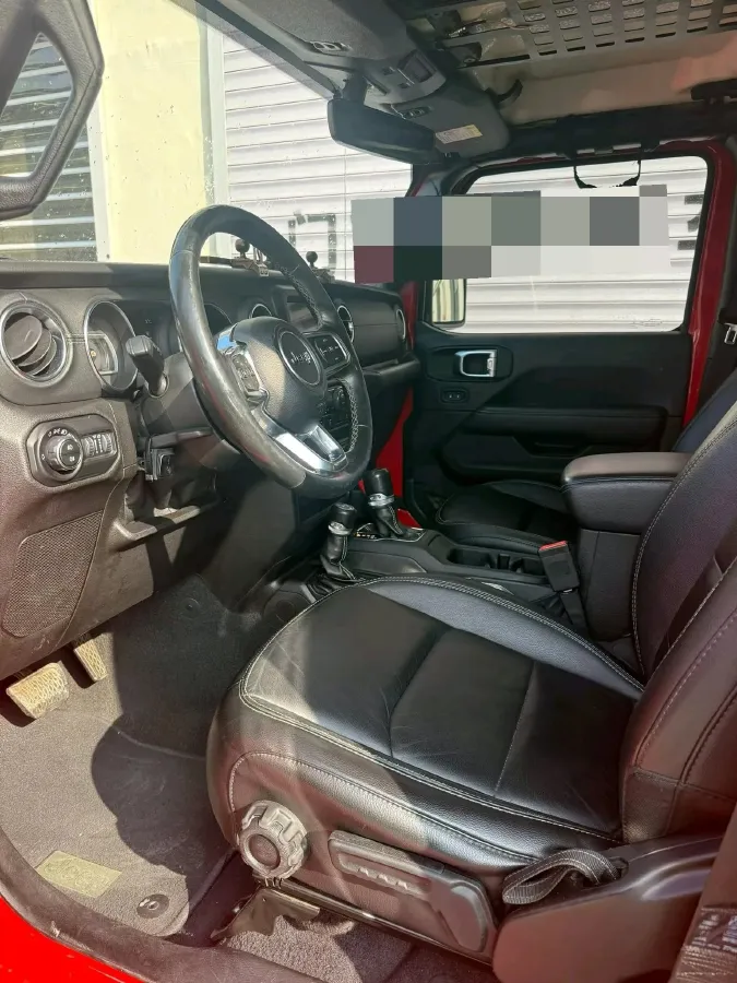 2019 Jeep Wrangler 2.0T 266HP L4 8AT,autocango,china used car exporter,china ev exporter,chinese used car exporter,chinese used ev exporter