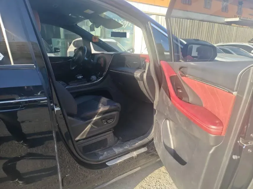 2023 GAC Trumpchi M8 2.0T 252HP L4 8AT,autocango,china used car exporter,china ev exporter,chinese used car exporter,chinese used ev exporter