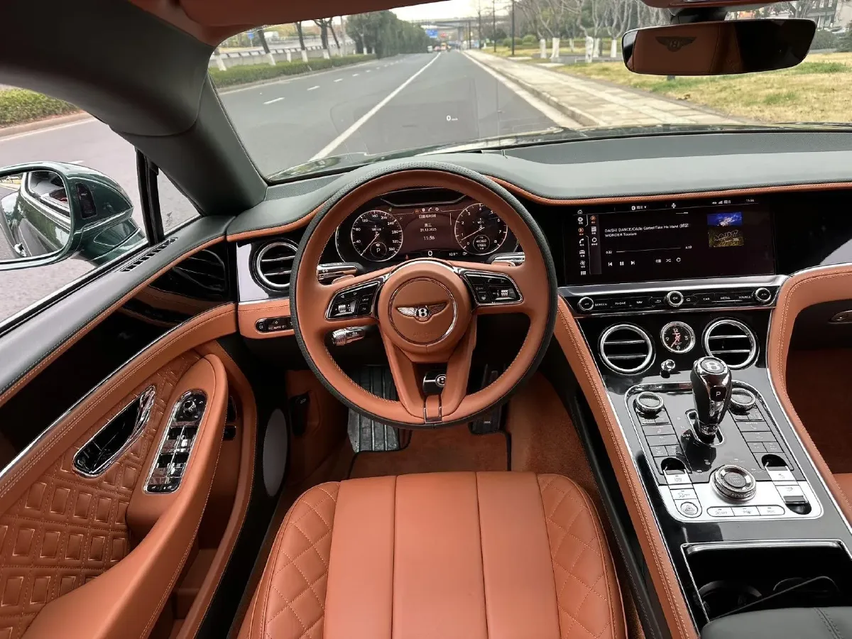 2020 Bentley Continental 4.0T 549HP V8 8DCT,autocango,china used car exporter,china ev exporter,chinese used car exporter,chinese used ev exporter