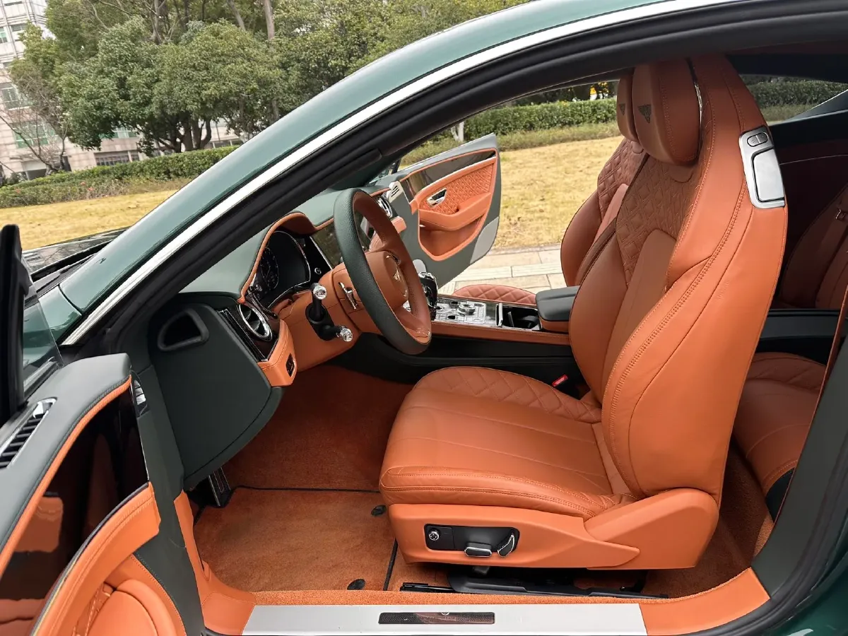 2020 Bentley Continental 4.0T 549HP V8 8DCT,autocango,china used car exporter,china ev exporter,chinese used car exporter,chinese used ev exporter