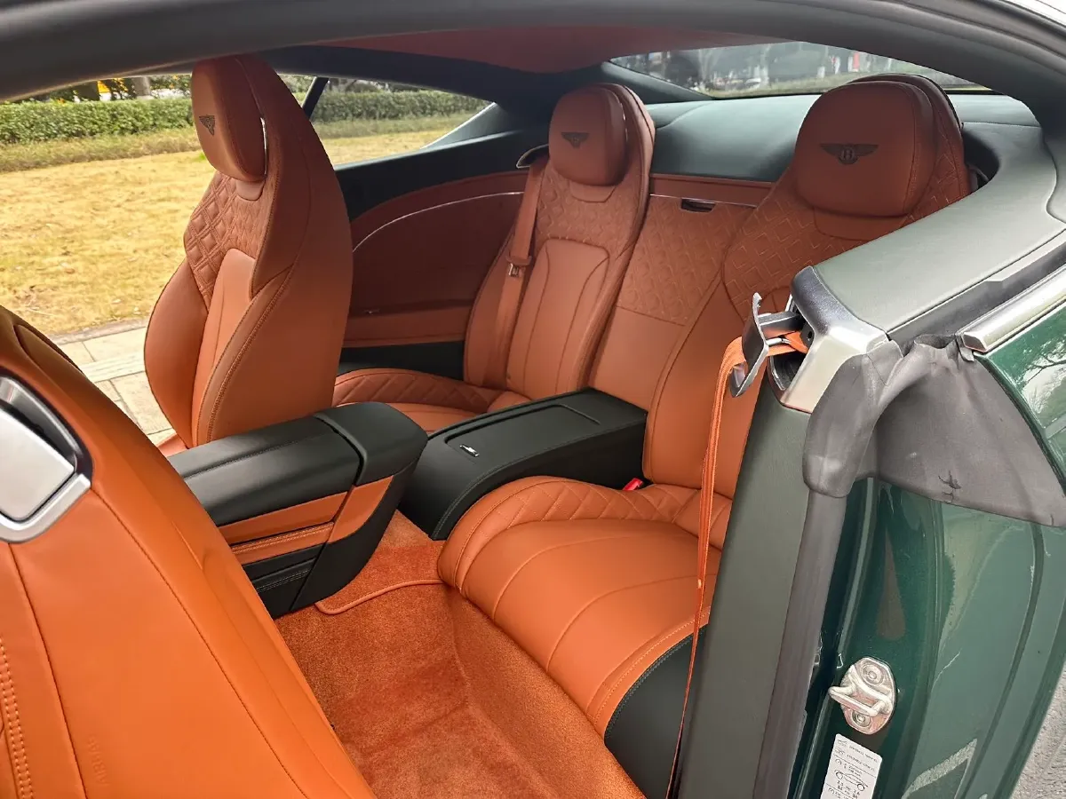 2020 Bentley Continental 4.0T 549HP V8 8DCT,autocango,china used car exporter,china ev exporter,chinese used car exporter,chinese used ev exporter
