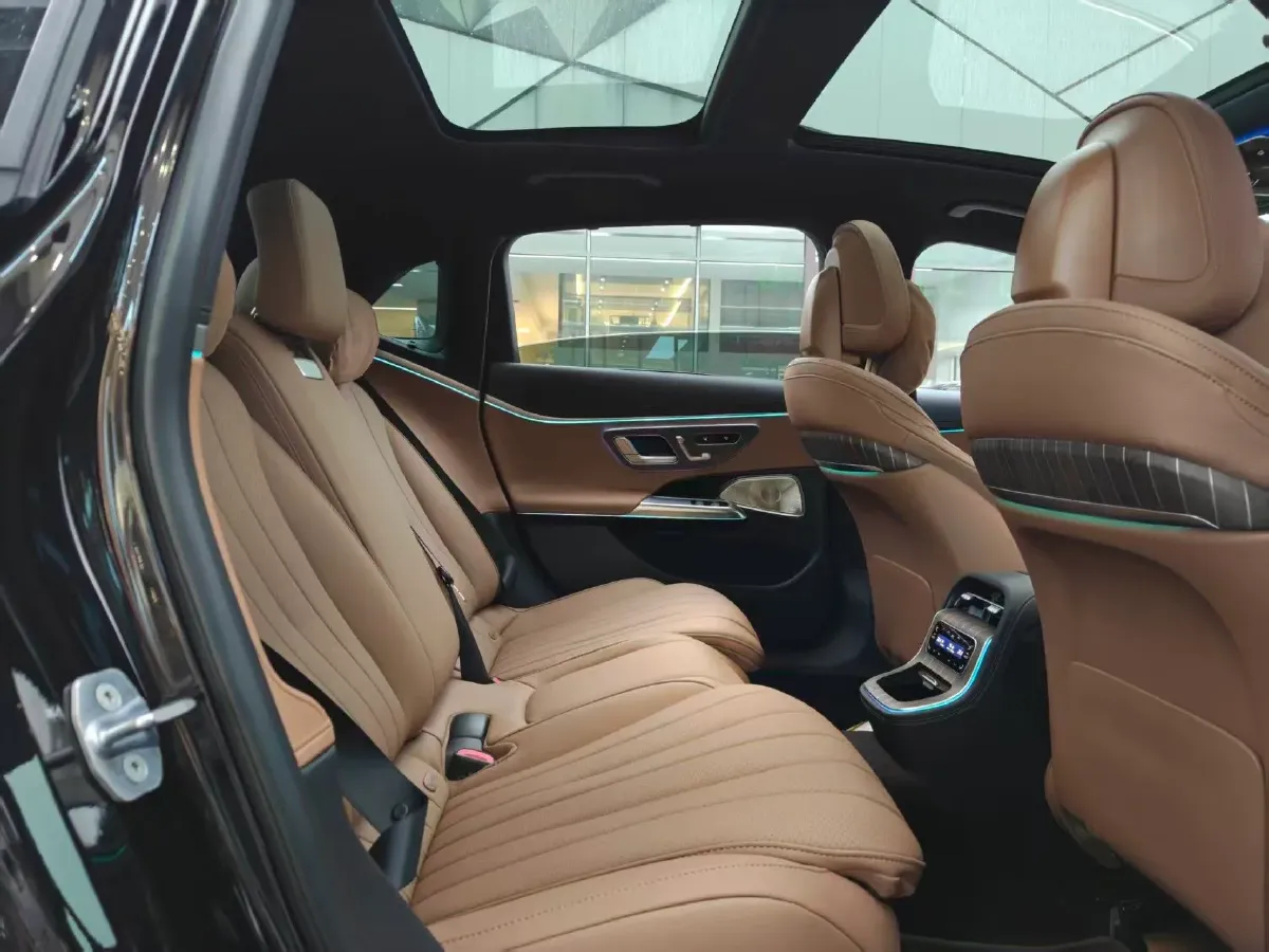 2025 Mercedes-Benz E Class 2.0T 258HP L4 9AT,autocango,china used car exporter,china ev exporter,chinese used car exporter,chinese used ev exporter