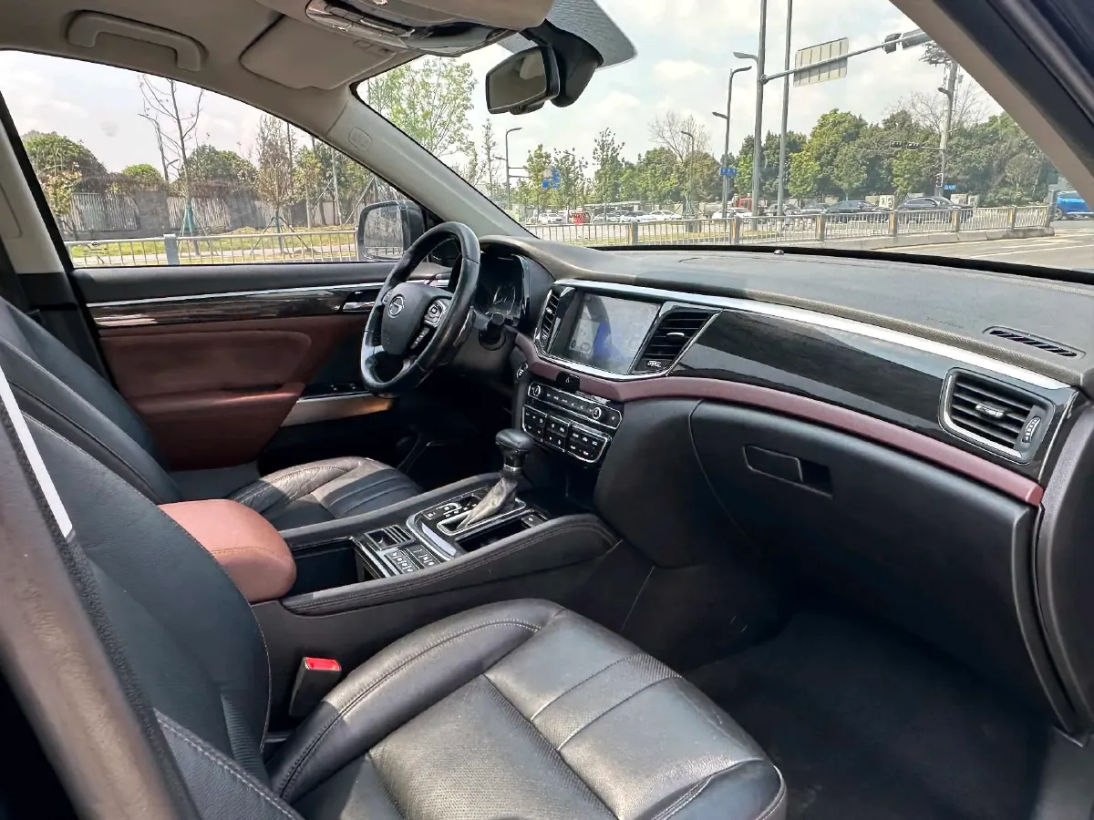 2017 GAC Trumpchi GS8 2.0T 201HP L4 6AT,autocango,china used car exporter,china ev exporter,chinese used car exporter,chinese used ev exporter