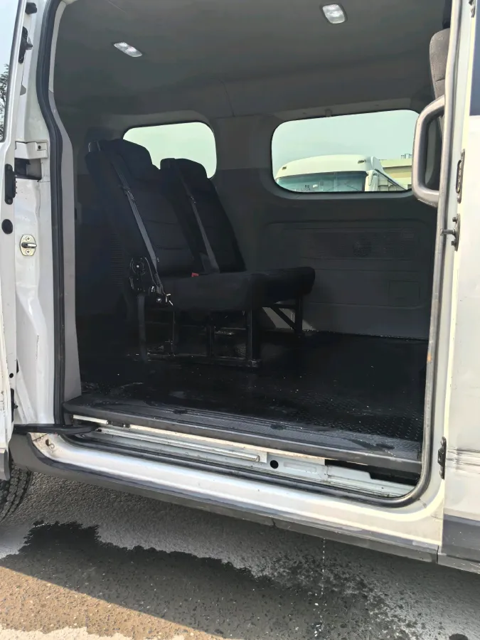 2023 MAXUS XinTu V70 2.0T 150HP L4 9AT,autocango,china used car exporter,china ev exporter,chinese used car exporter,chinese used ev exporter