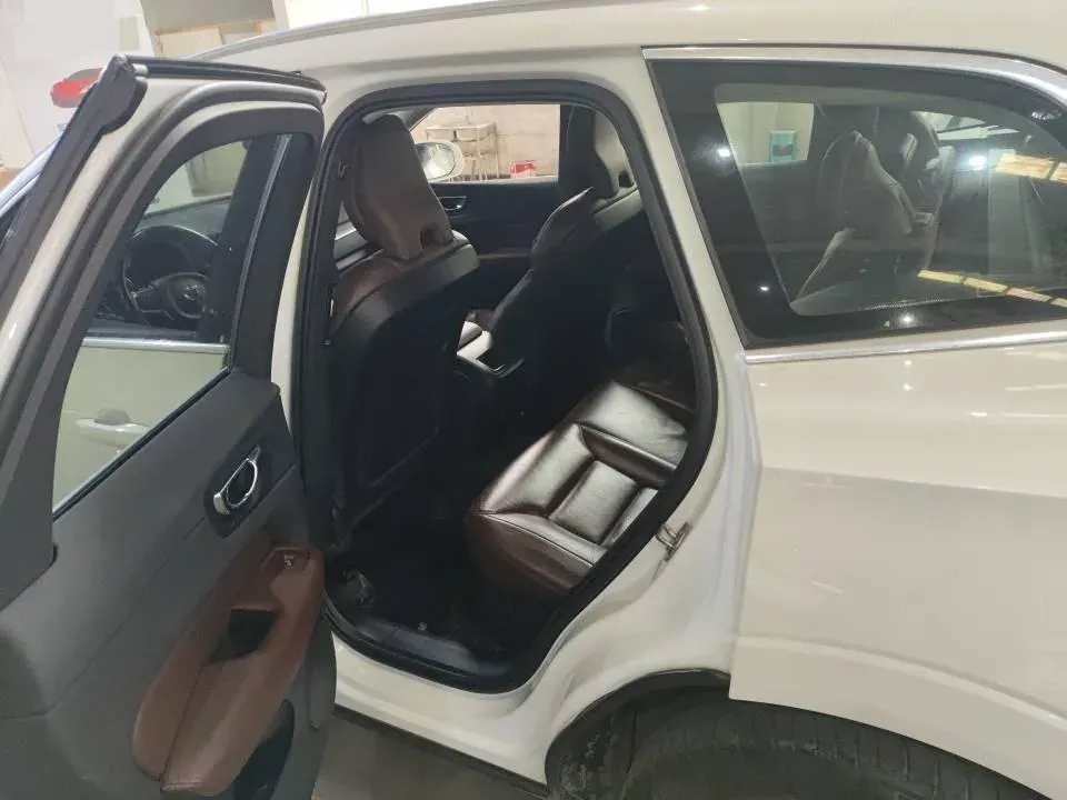 2020 Volvo XC60 2.0T 254HP L4 8AT,autocango,china used car exporter,china ev exporter,chinese used car exporter,chinese used ev exporter