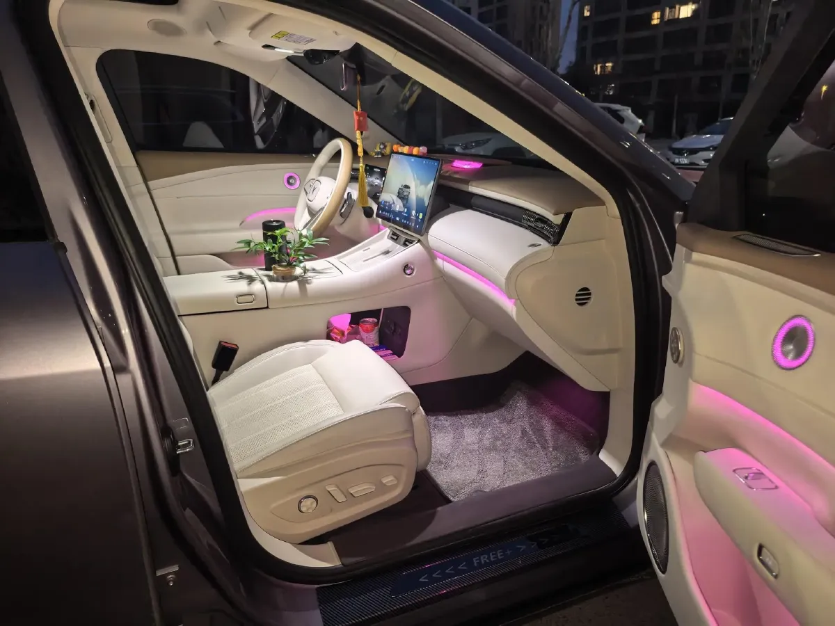 2025 Voyah FREE REEV 129HP REEV,autocango,china used car exporter,china ev exporter,chinese used car exporter,chinese used ev exporter