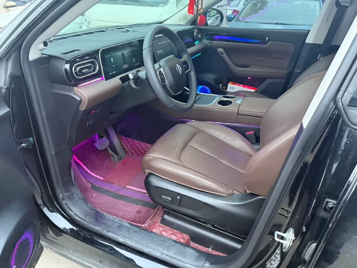 2023 Leapmotor C11 BEV 69.2KWH,autocango,china used car exporter,china ev exporter,chinese used car exporter,chinese used ev exporter