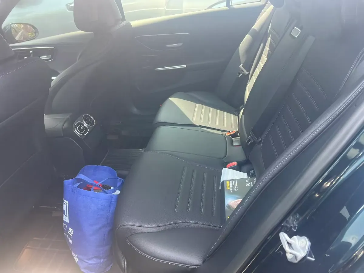 2023 Mercedes-Benz C Class 1.5T 170HP L4 9AT,autocango,china used car exporter,china ev exporter,chinese used car exporter,chinese used ev exporter