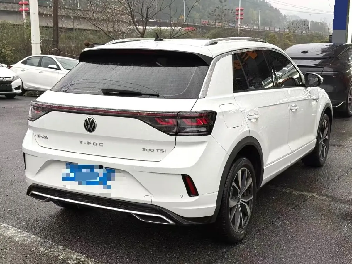 2024 Volkswagen T-Roc 1.5T 160HP L4 7DCT,autocango,china used car exporter,china ev exporter,chinese used car exporter,chinese used ev exporter