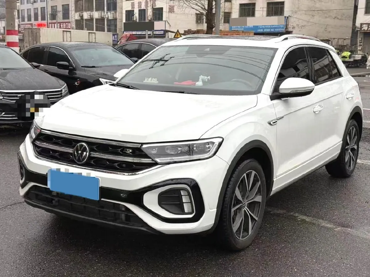 2024 Volkswagen T-Roc 1.5T 160HP L4 7DCT,autocango,china used car exporter,china ev exporter,chinese used car exporter,chinese used ev exporter