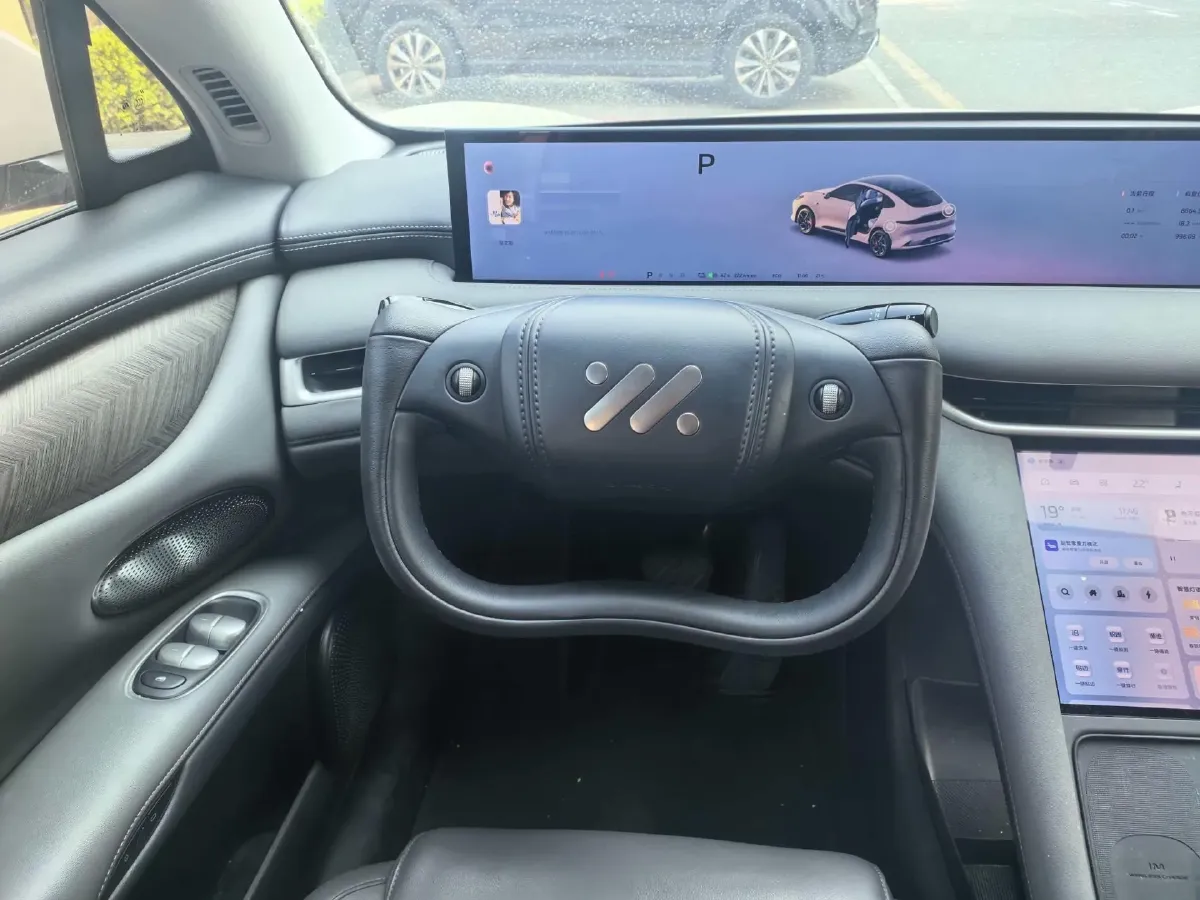 2025 IM LS6 BEV 100KWH,autocango,china used car exporter,china ev exporter,chinese used car exporter,chinese used ev exporter