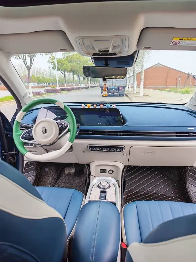 2022 ChangAn Oshan X7 Plus 1.5T 188HP L4 7DCT,autocango,china used car exporter,china ev exporter,chinese used car exporter,chinese used ev exporter