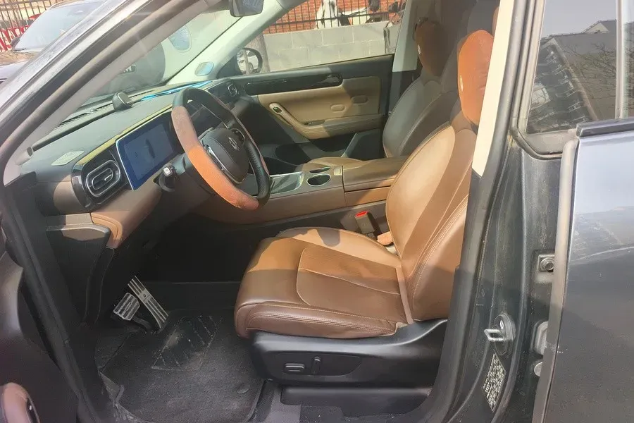 2023 Leapmotor C11 Range Extended 131HP REEV 30.1KWH,autocango,china used car exporter,china ev exporter,chinese used car exporter,chinese used ev exporter