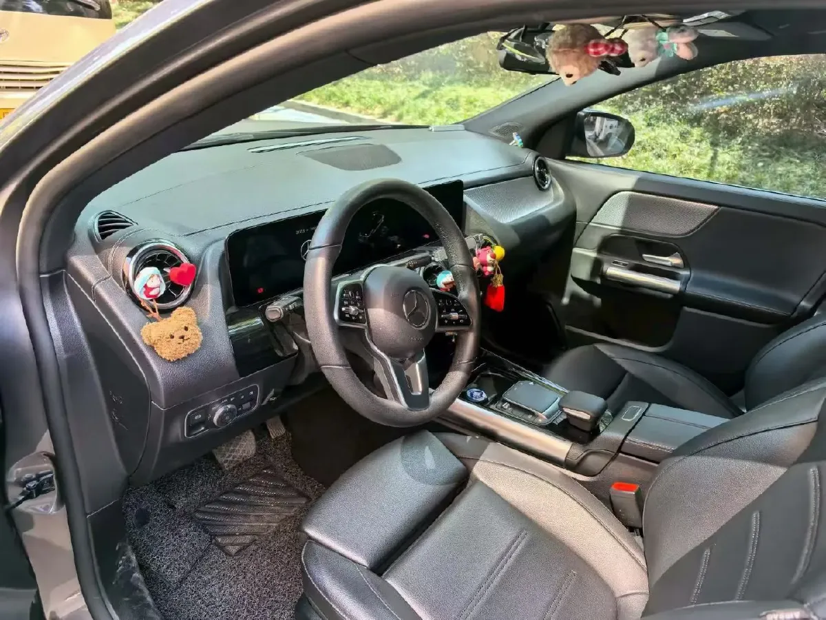 2022 Mercedes-Benz GLA Class 1.3T 163HP L4 7DCT,autocango,china used car exporter,china ev exporter,chinese used car exporter,chinese used ev exporter