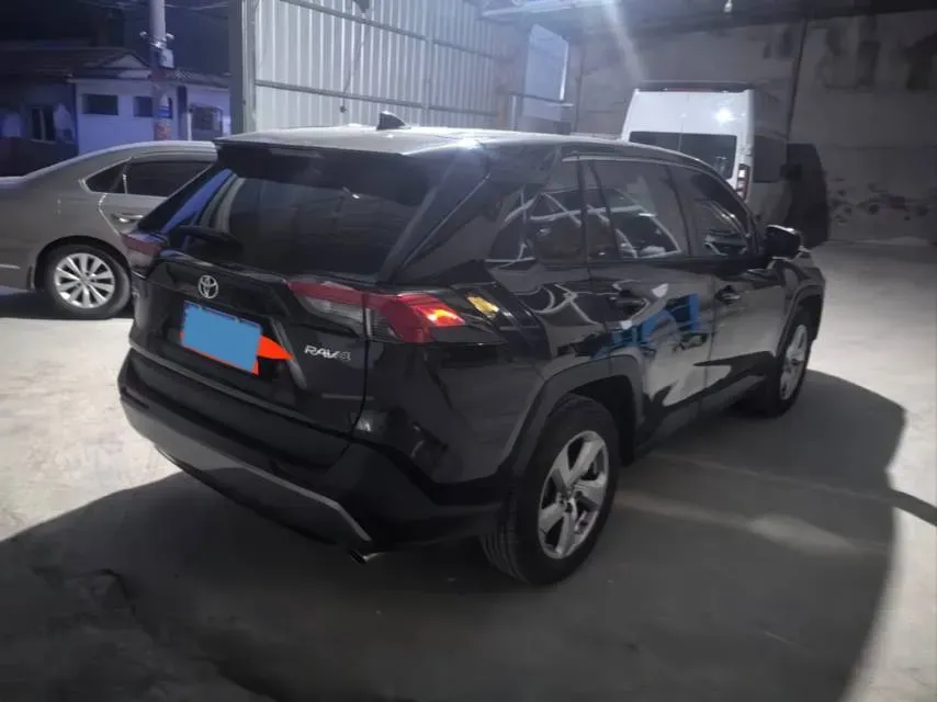 2020 Toyota RAV4 2.0L 171HP L4 CVT,autocango,china used car exporter,china ev exporter,chinese used car exporter,chinese used ev exporter