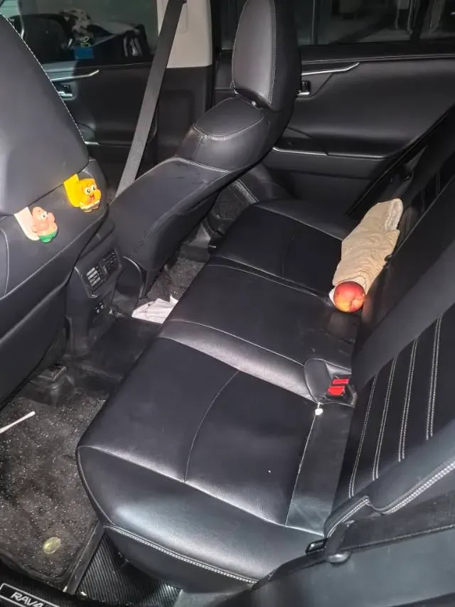 2020 Toyota RAV4 2.0L 171HP L4 CVT,autocango,china used car exporter,china ev exporter,chinese used car exporter,chinese used ev exporter