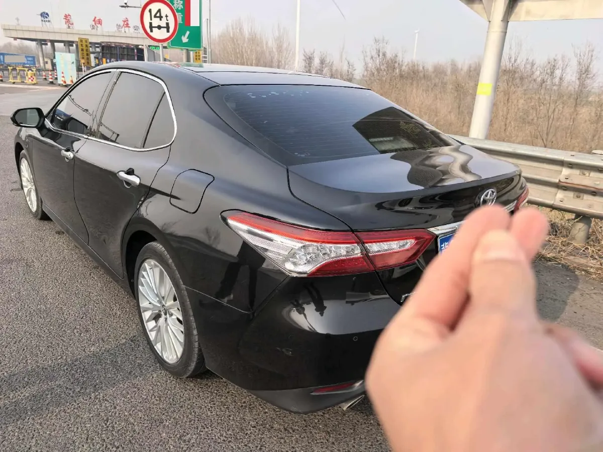 2019 Toyota Camry 2.5L 209HP L4 8AT,autocango,china used car exporter,china ev exporter,chinese used car exporter,chinese used ev exporter