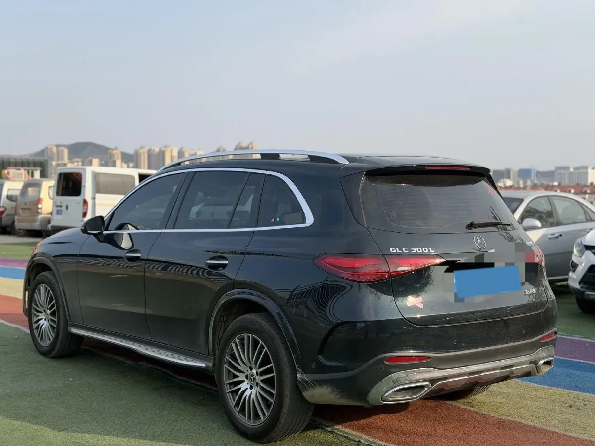 2024 Mercedes-Benz GLC Class 2.0T 258HP L4 9AT,autocango,china used car exporter,china ev exporter,chinese used car exporter,chinese used ev exporter
