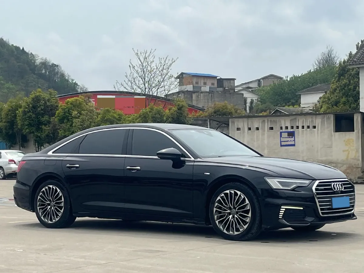 2020 Audi A6L 2.0T 252HP L4 7DCT PHEV 14.1KWH,autocango,china used car exporter,china ev exporter,chinese used car exporter,chinese used ev exporter