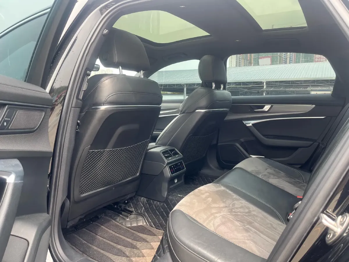 2020 Audi A6L 2.0T 252HP L4 7DCT PHEV 14.1KWH,autocango,china used car exporter,china ev exporter,chinese used car exporter,chinese used ev exporter