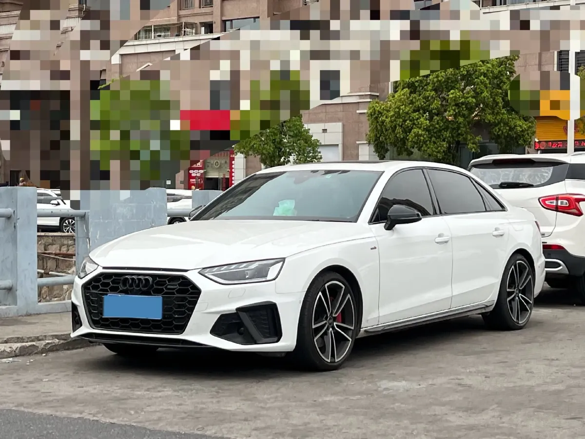 2023 Audi A4L 2.0T 245HP L4 7DCT,autocango,china used car exporter,china ev exporter,chinese used car exporter,chinese used ev exporter