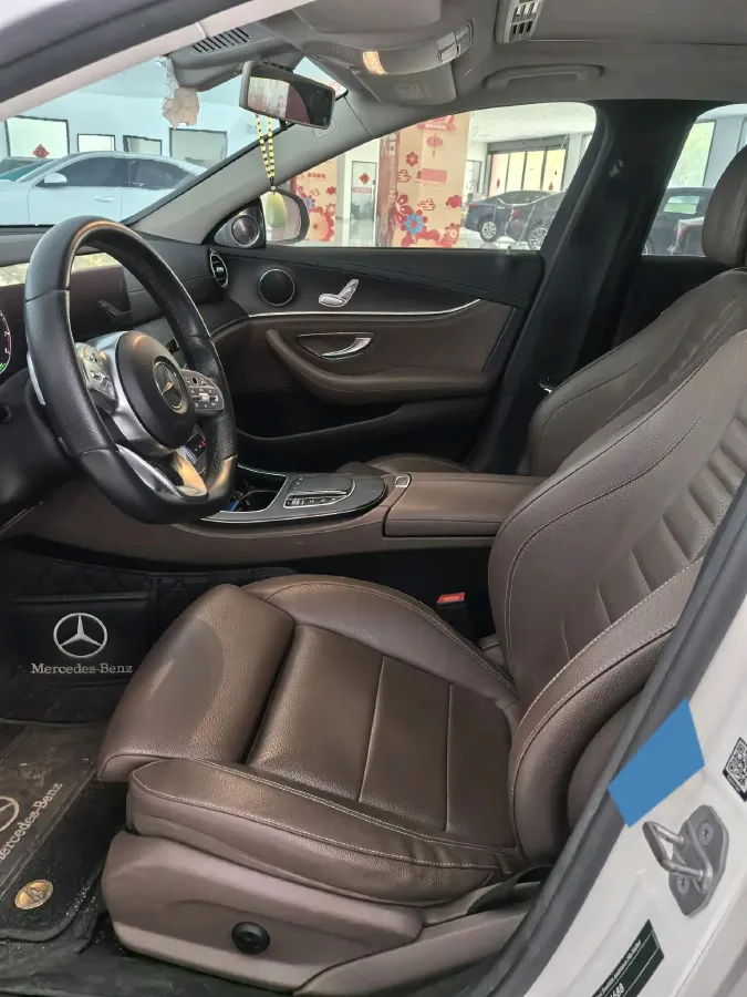 2019 Lincoln Continental 2.0T 261HP L4 6AT,autocango,china used car exporter,china ev exporter,chinese used car exporter,chinese used ev exporter