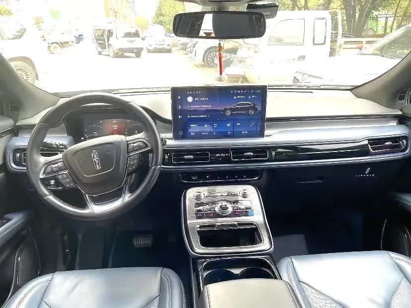 2021 Lincoln Nautilus 2.0T 245HP L4 8AT,autocango,china used car exporter,china ev exporter,chinese used car exporter,chinese used ev exporter