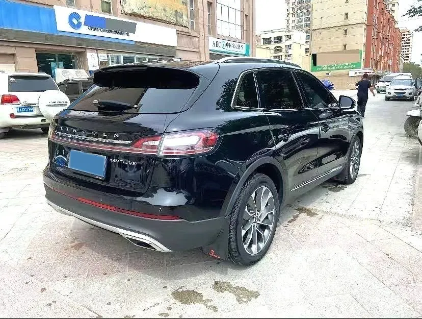 2021 Lincoln Nautilus 2.0T 245HP L4 8AT,autocango,china used car exporter,china ev exporter,chinese used car exporter,chinese used ev exporter