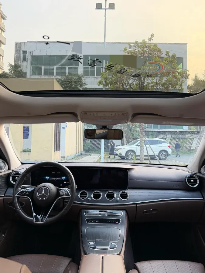 2022 Mercedes-Benz E Class 2.0T 211HP L4 9AT PHEV 25.4KWH,autocango,china used car exporter,china ev exporter,chinese used car exporter,chinese used ev exporter