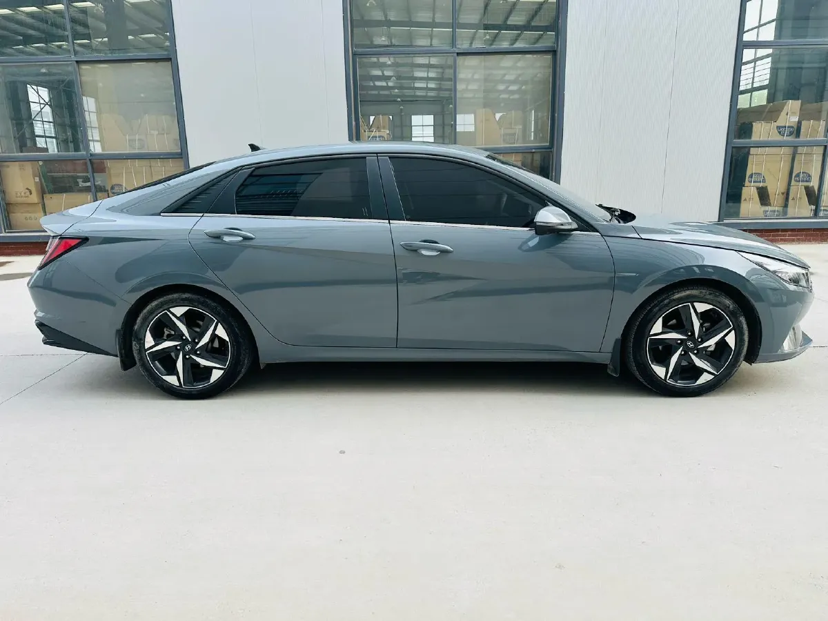 2022 Hyundai Elantra 1.5L 115HP L4 CVT,autocango,china used car exporter,china ev exporter,chinese used car exporter,chinese used ev exporter