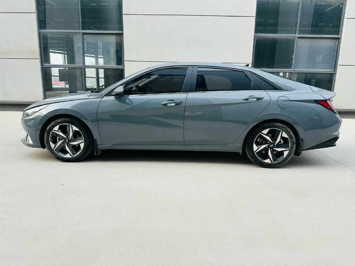 2022 Hyundai Elantra 1.5L 115HP L4 CVT,autocango,china used car exporter,china ev exporter,chinese used car exporter,chinese used ev exporter