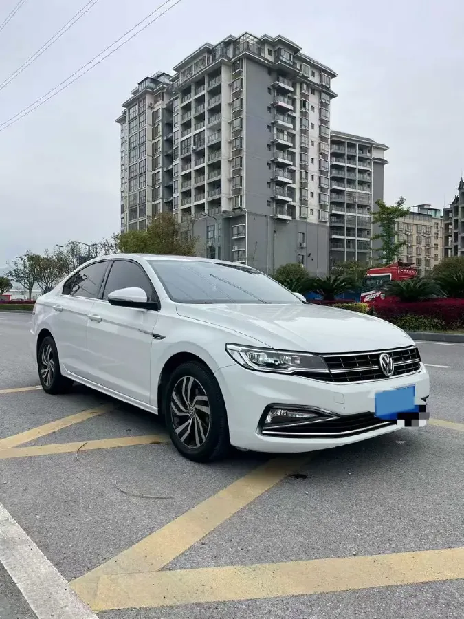 2019 MAXUS T70 2.0T 163HP L4 6AT,autocango,china used car exporter,china ev exporter,chinese used car exporter,chinese used ev exporter