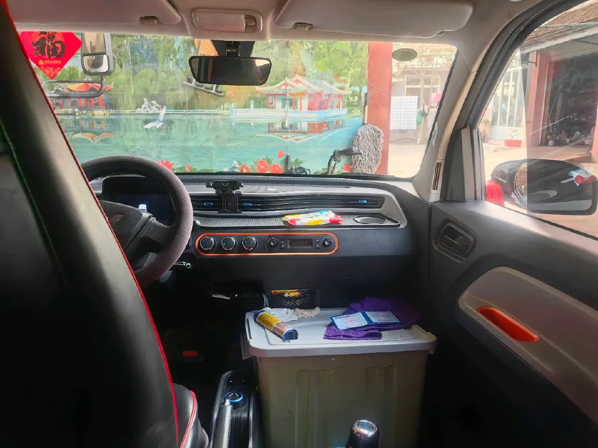 2022 LingBox uni BEV 11.52KWH,autocango,china used car exporter,china ev exporter,chinese used car exporter,chinese used ev exporter