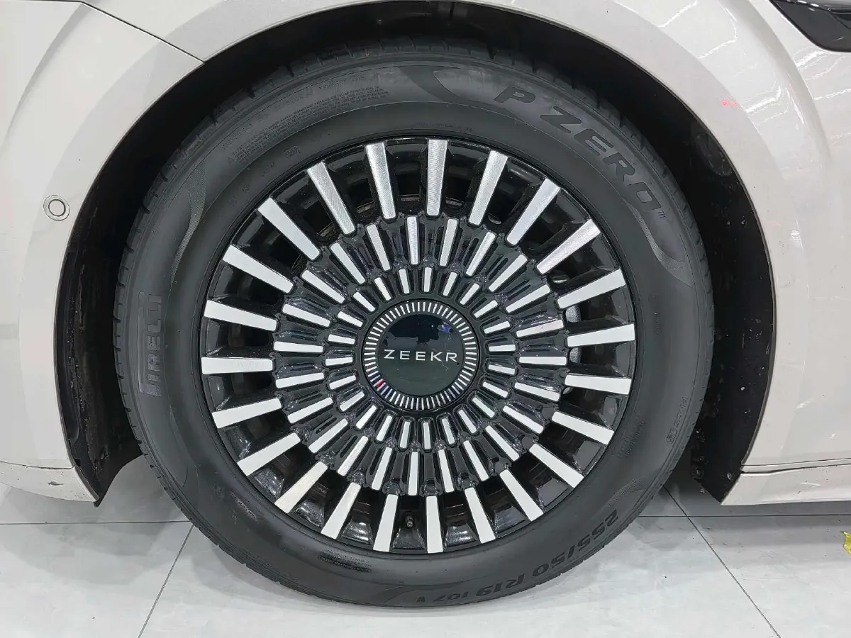 2022 Zeekr 009 BEV 116KWH,autocango,china used car exporter,china ev exporter,chinese used car exporter,chinese used ev exporter