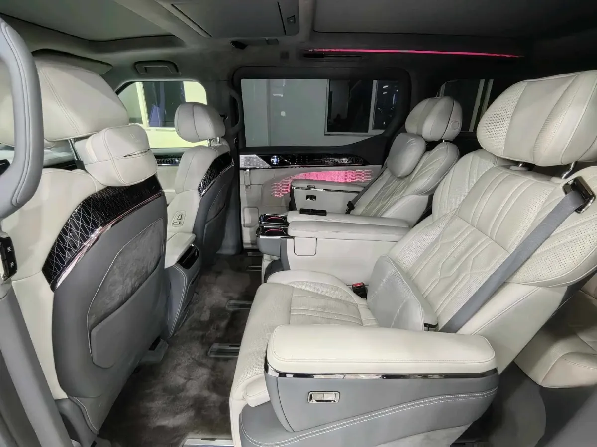 2022 Zeekr 009 BEV 116KWH,autocango,china used car exporter,china ev exporter,chinese used car exporter,chinese used ev exporter