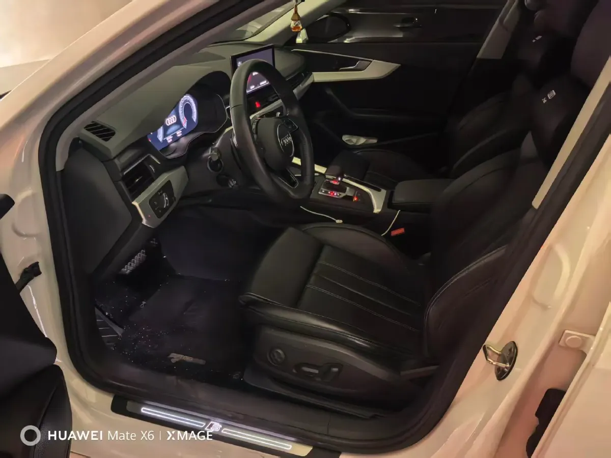 2020 Audi A4L 2.0T 190HP L4 7DCT,autocango,china used car exporter,china ev exporter,chinese used car exporter,chinese used ev exporter