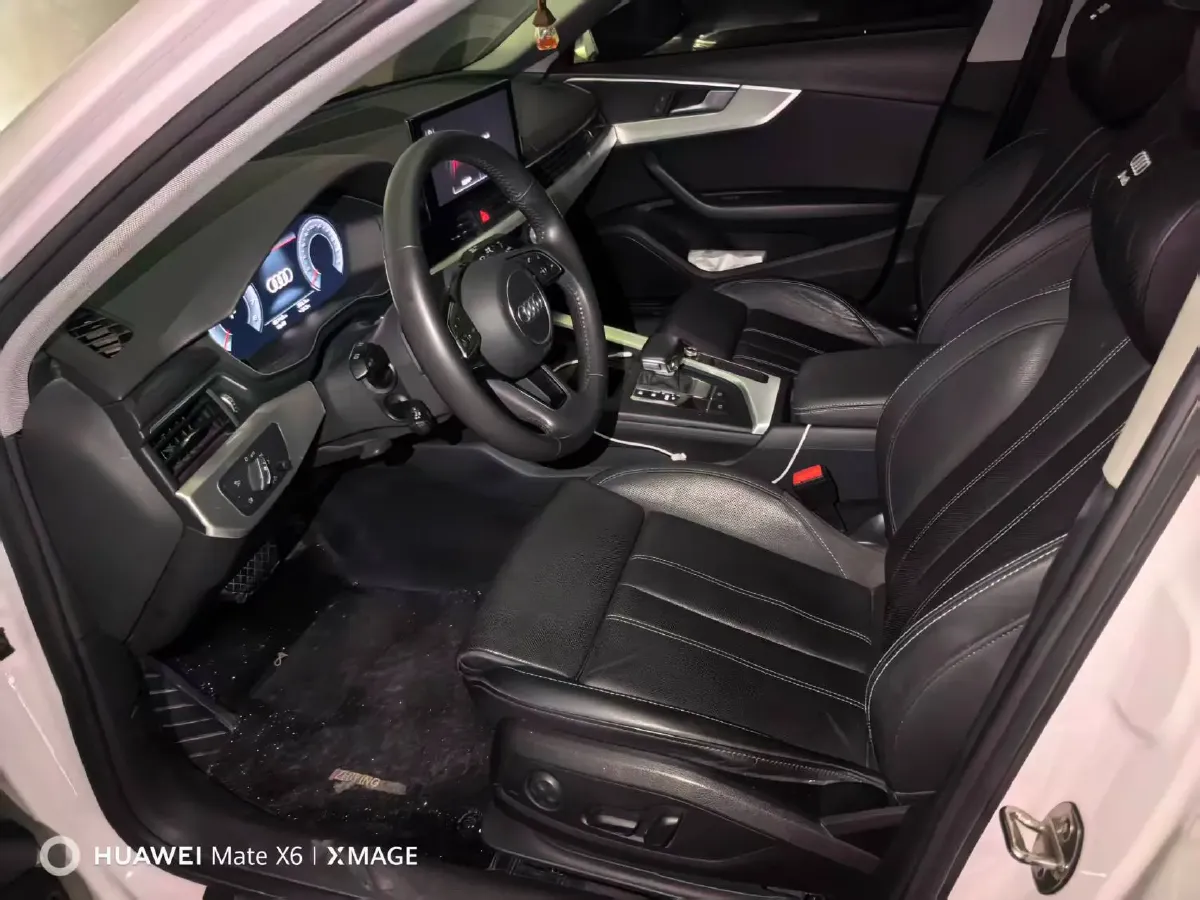 2020 Audi A4L 2.0T 190HP L4 7DCT,autocango,china used car exporter,china ev exporter,chinese used car exporter,chinese used ev exporter