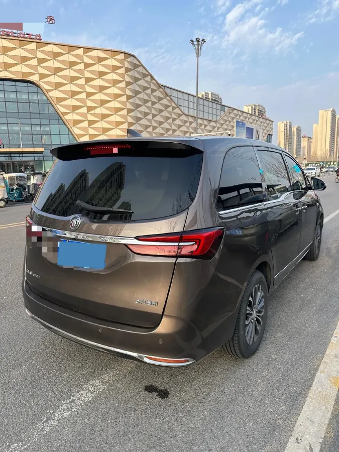 2021 Buick GL8 2.0T 237HP L4 9AT,autocango,china used car exporter,china ev exporter,chinese used car exporter,chinese used ev exporter