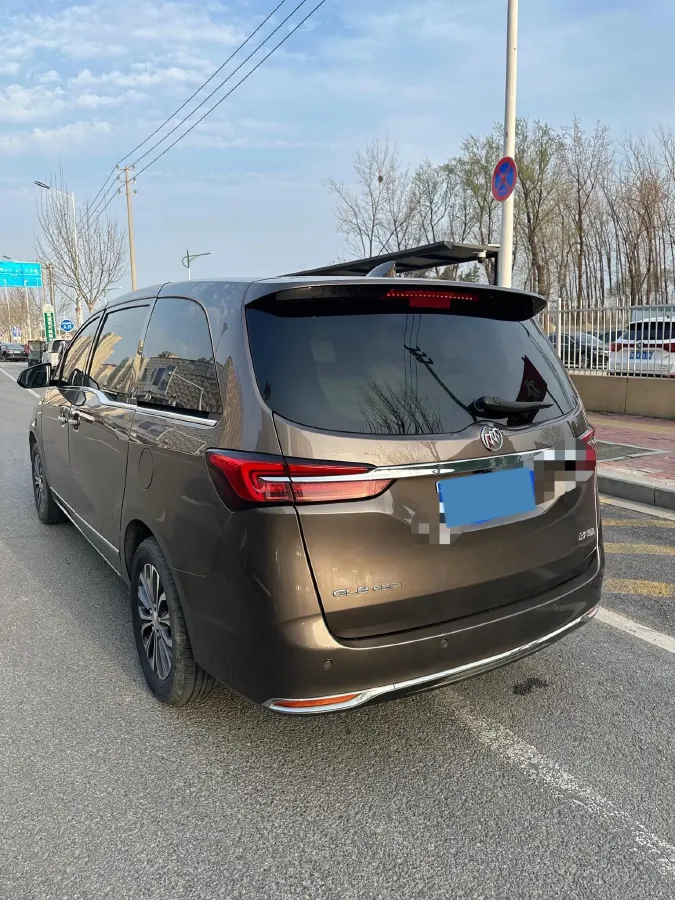 2021 Buick GL8 2.0T 237HP L4 9AT,autocango,china used car exporter,china ev exporter,chinese used car exporter,chinese used ev exporter