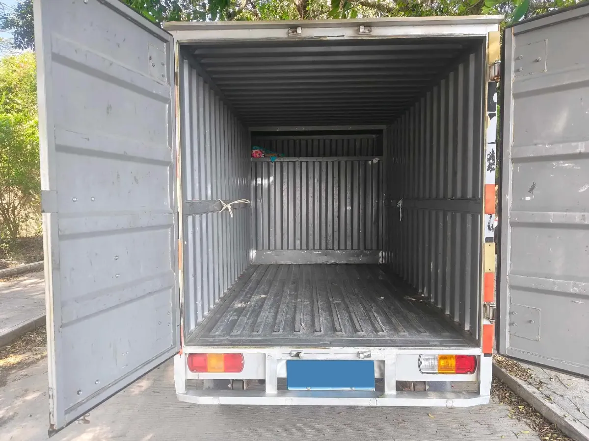 2016 WuLing ZhiGuang Mini Truck 1.2L 82HP L4 5MT,autocango,china used car exporter,china ev exporter,chinese used car exporter,chinese used ev exporter