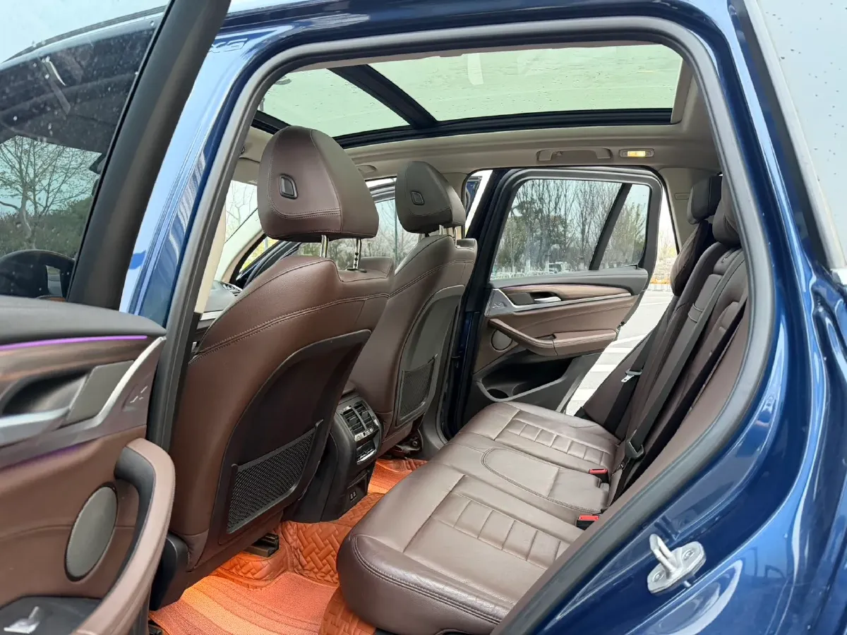 2021 BMW X3 2.0T 224HP L4 8AT,autocango,china used car exporter,china ev exporter,chinese used car exporter,chinese used ev exporter