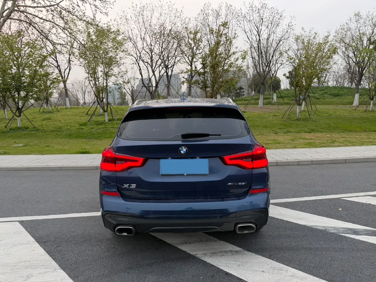 2021 BMW X3 2.0T 224HP L4 8AT,autocango,china used car exporter,china ev exporter,chinese used car exporter,chinese used ev exporter